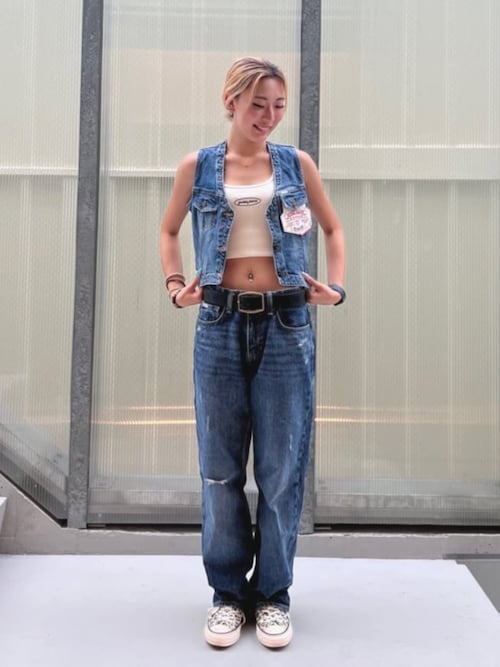 GUESS JAPANGUESS JAPANさんのデニムパンツ「GUESS JEANS G18 Relaxed デニムパンツ リラックスジーンズ(GUESS JEANS|ゲスジーンズ)」を使ったコーディネート