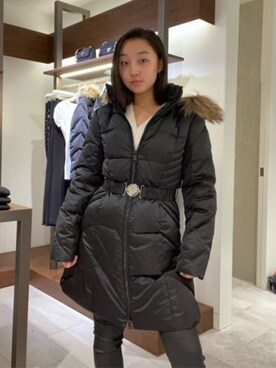 「GUESS」｜「アイテム（ダウンジャケット/コート）」を使った、GUESS JAPANさん（レディース・162cm）の冬コーディネート