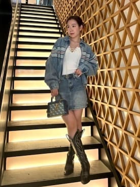 「Guess（ゲス）のアイテム（デニムジャケット）」を使った、GUESS JAPANさん（レディース・155cm）の春コーディネート
