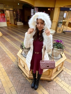 「Guess（ゲス）のアイテム（その他アウター）」を使った、GUESS JAPANさん（レディース・163cm）の冬コーディネート