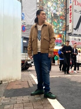 「Guess（ゲス）のアイテム（ブルゾン）」を使った、GUESS JAPANさん（メンズ・178cm）の春コーディネート