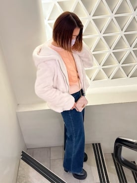 「Guess（ゲス）のアイテム（その他アウター）」を使った、GUESS JAPANさん（レディース・163cm）の冬コーディネート