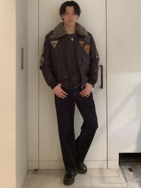 「Guess（ゲス）のアイテム（ブルゾン）」を使った、GUESS JAPANさん（メンズ・178cm）の冬コーディネート