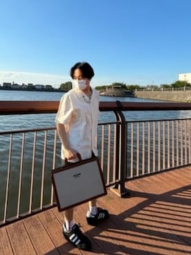 「Guess（ゲス）のアイテム（トートバッグ）」を使った、GUESS JAPANさん（メンズ・158cm）の夏コーディネート