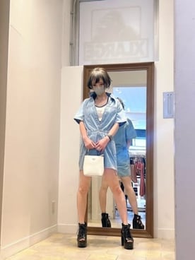 「GUESS」｜「アイテム（サロペット/オーバーオール）」を使った、GUESS JAPANさん（レディース・159cm）の夏コーディネート
