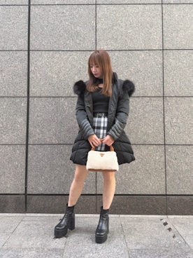 「アイテム（ワンピース/ドレス）」を使った、GUESS JAPANさん（レディース・161cm）の冬コーディネート