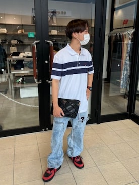 「Guess（ゲス）のアイテム（ショルダーバッグ）」を使った、GUESS JAPANさん（メンズ・158cm）の夏コーディネート