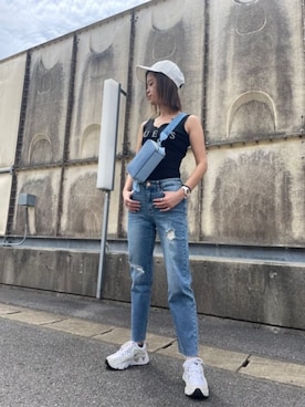 「Guess（ゲス）のアイテム（帽子）」を使った、GUESS JAPANさん（レディース・163cm）の春コーディネート