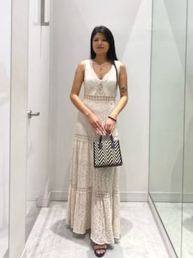 「Guess（ゲス）のアイテム（ワンピース）」を使った、GUESS JAPANさん（レディース・163cm）の夏コーディネート