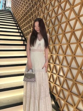 「Guess（ゲス）のアイテム（ワンピース）」を使った、GUESS JAPANさん（レディース・155cm）の夏コーディネート