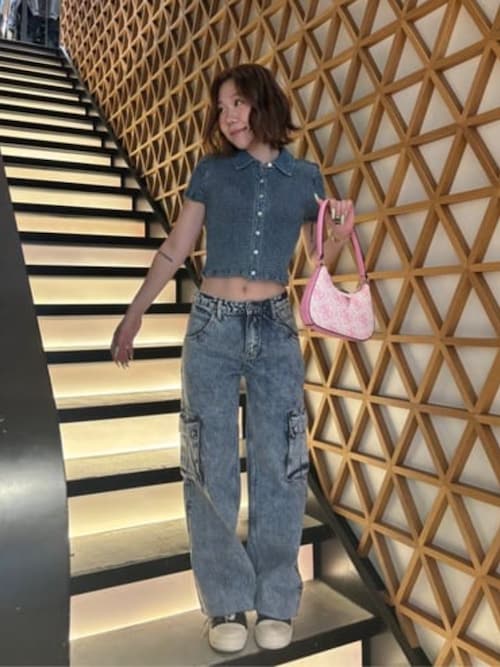 ブラウス シャツ GUESS Originals Smocked Button Up 半袖 デニムシャツ レディース GUESS Originals Smocked Button Up 半袖 デニムシャツ | GUESS