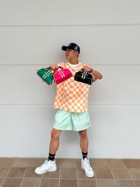 「Guess（ゲス）のアイテム（帽子）」を使った、GUESS JAPANさん（メンズ・174cm）の夏コーディネート