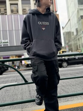 「Guess（ゲス）のアイテム（パーカー）」を使った、GUESS JAPANさん（レディース・160cm）の春コーディネート