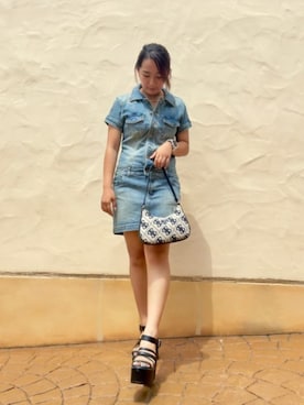 「Guess（ゲス）のアイテム（ワンピース）」を使った、GUESS JAPANさん（レディース・152cm）の夏コーディネート