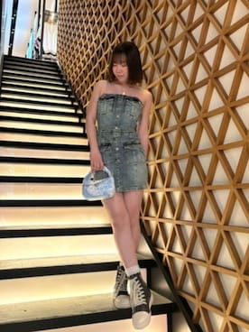 「Guess（ゲス）のアイテム（ジャンパースカート）」を使った、GUESS JAPANさん（レディース・155cm）の夏コーディネート