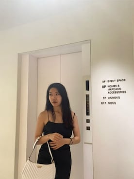「Guess（ゲス）のアイテム（ドレス）」を使った、GUESS JAPANさん（レディース・152cm）の夏コーディネート