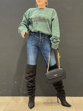 「Guess（ゲス）のアイテム（アクセサリー）」を使った、GUESS JAPANさん（レディース・159cm）の秋コーディネート