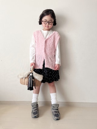 「CIAOPANIC TYPY(チャオパニックティピー)の【KIDS】《ジュニアサイズあり》ミックスチュールヤーンコンパクトベスト(ニット/セーター)」を使った、* 𝚝𝚘𝚛𝚒𝚌𝚘𝚝*さん(キッズ・120cm)の冬コーディネート