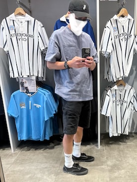 「VANS（バンズ）のアイテム（スニーカー、ブラック系）」を使った、ＣＯＮ＇Ｓさん（メンズ・185cm）の春コーディネート