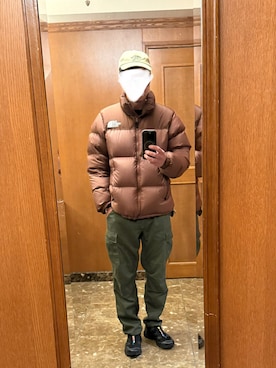 THE NORTH FACEのマウンテンパーカー（ブラウン系）を使ったメンズ人気