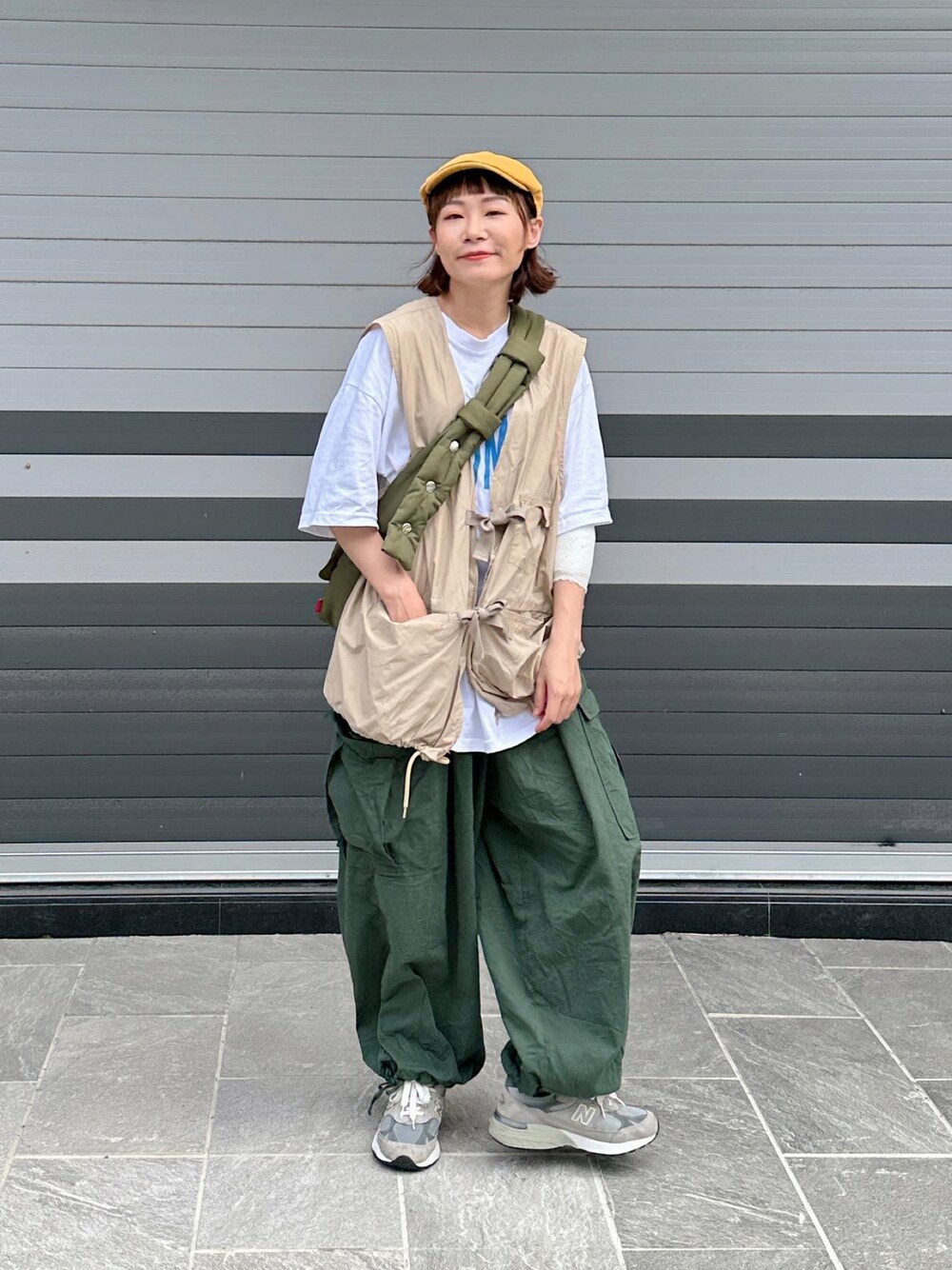 「お出かけコーデ日記、オトナ女子、お洒落さんとつながりたい、オトナカジュアル、ラクチンコーデ、低身長」｜「NEW BALANCEのアイテム（スニーカー、ベージュ系）」を使った、Yuさん（レディース・158cm）の春コーディネートの1枚目の写真