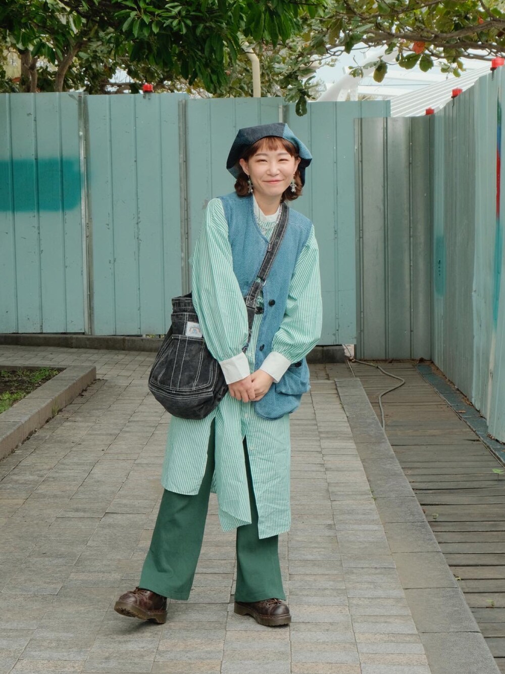 「休日スタイル、秋服、オトナ女子、シンプルコーデ、秋カラー、スニーカー、秋、秋冬コーデ、低身長女子、coen、niko and ...」｜「niko and...のアイテム（ジャケット/アウター、ブラウン系）」を使った、Yuさん（レディース・158cm）の秋コーディネートの1枚目の写真