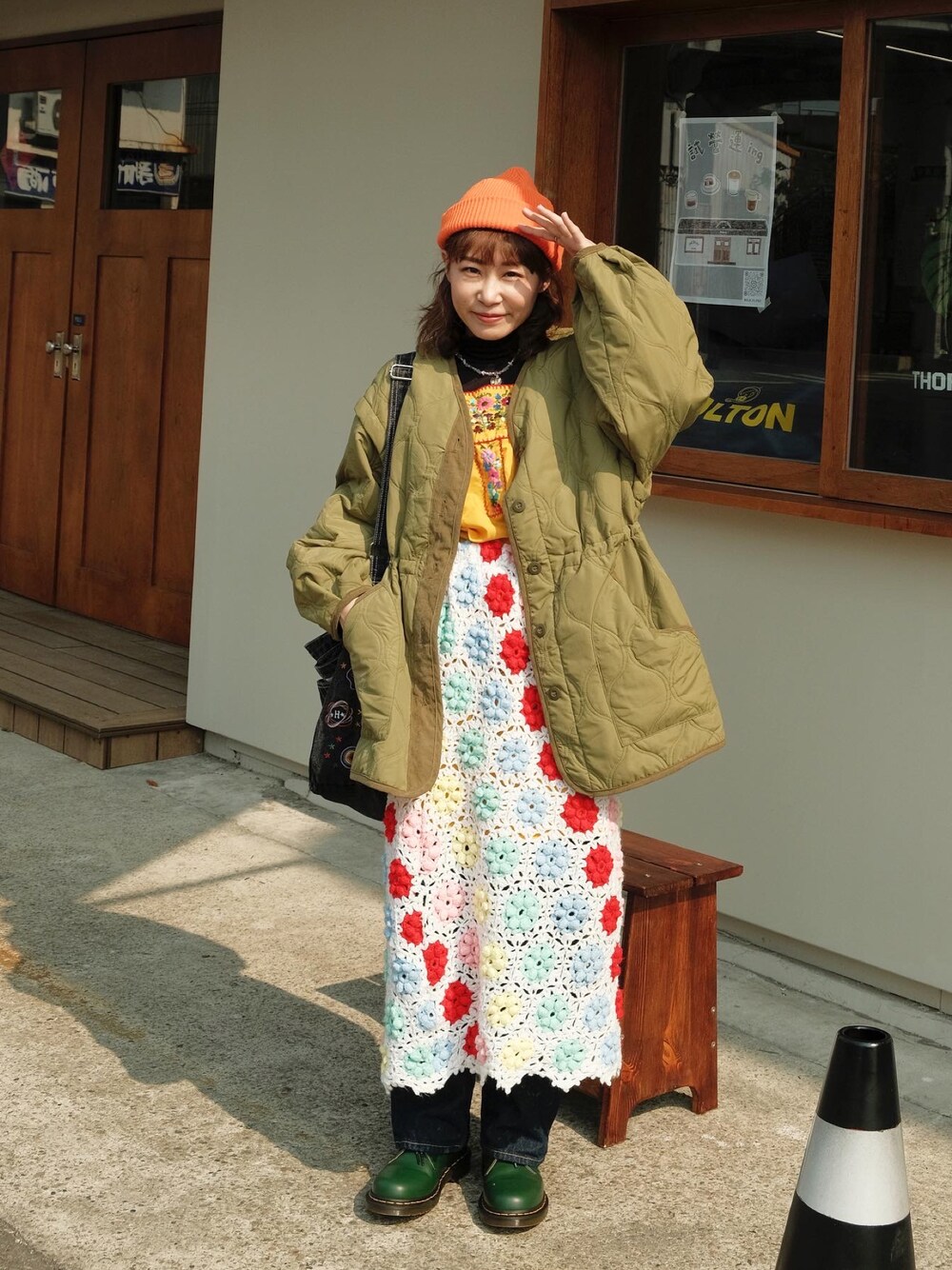 「ootd、低身長女子、古着、古着MIX、古着女子」｜「Dr. Martensのアイテム（その他シューズ、グリーン系）」を使った、Yuさん（レディース・158cm）の春コーディネートの1枚目の写真