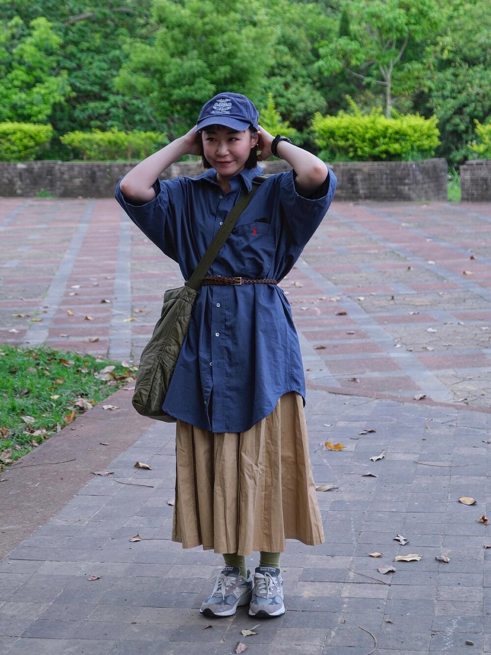 「ootd、街頭穿搭、復古、Polo Ralph Lauren、vintage、Vintage mix、New Balance」｜「POLO RALPH LAURENのアイテム（シャツ/ブラウス、ブルー系）」を使った、Yuさん（レディース・158cm）の春コーディネートの1枚目の写真