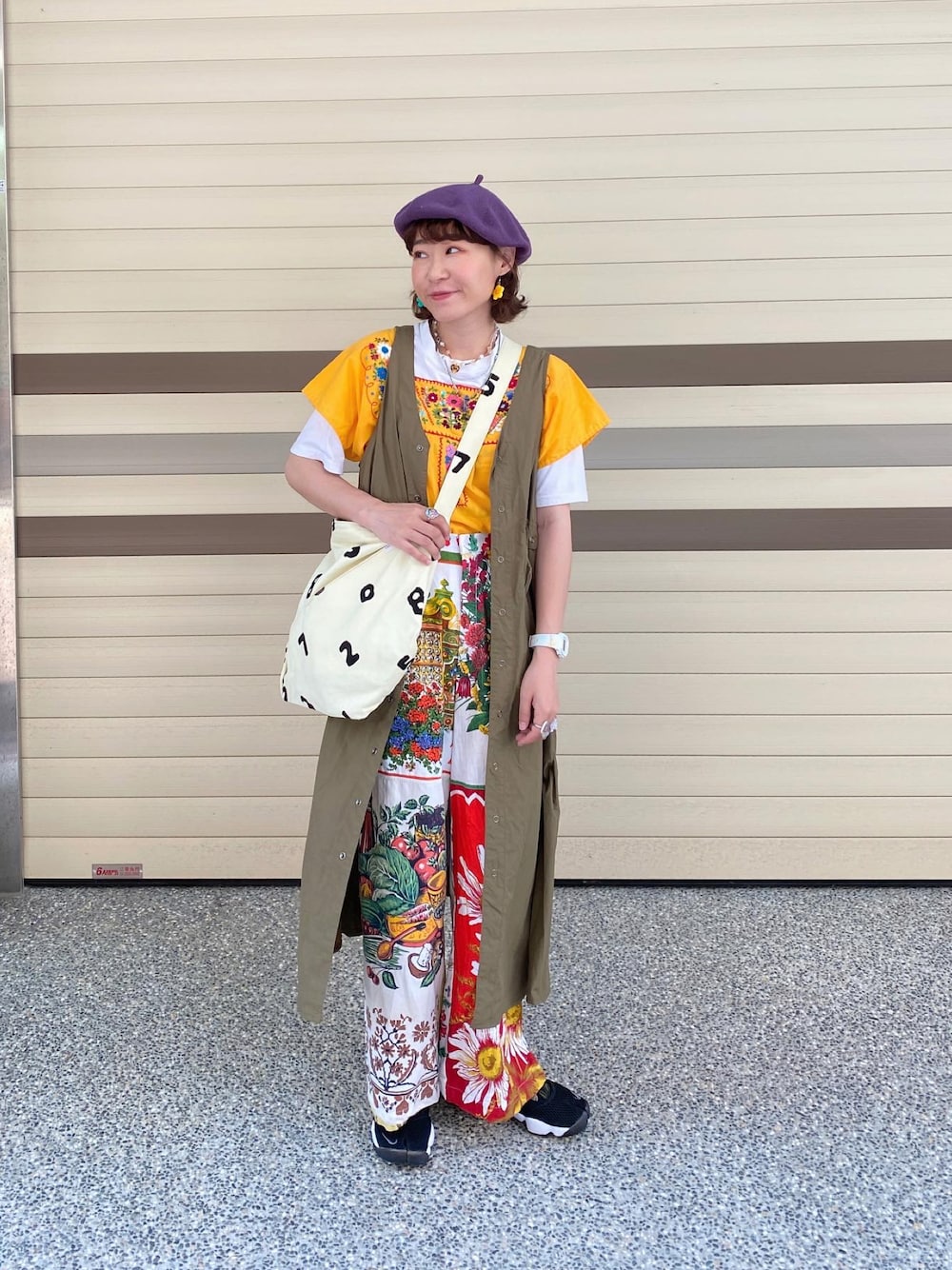 「ootd、復古、街頭穿搭、vintage style、vintage、REMAKE、古着、日系極簡、古着MIX、古着コーデ、古着好きな人と繋がりたい、古着女子」｜「SOU･SOUのアイテム（バッグ、ホワイト系）」を使った、Yuさん（レディース・158cm）の秋コーディネートの1枚目の写真