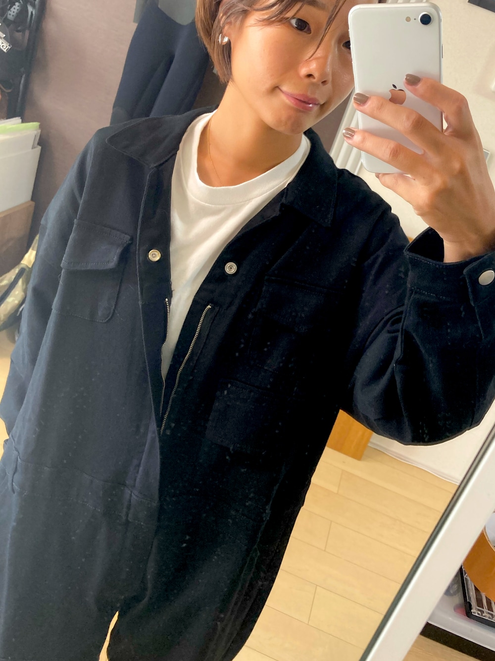 「秋服準備はじめました、オーバーサイズ、オーバーオール、つなぎ、サロペット、秋服、大人カジュアル、カジュアルコーデ、ブラック、ストリート」｜「antiquaのオールインワン（つなぎ/オールインワン、ブラック系）」を使った、miyaさん（レディース・165cm）の秋コーディネートの1枚目の写真
