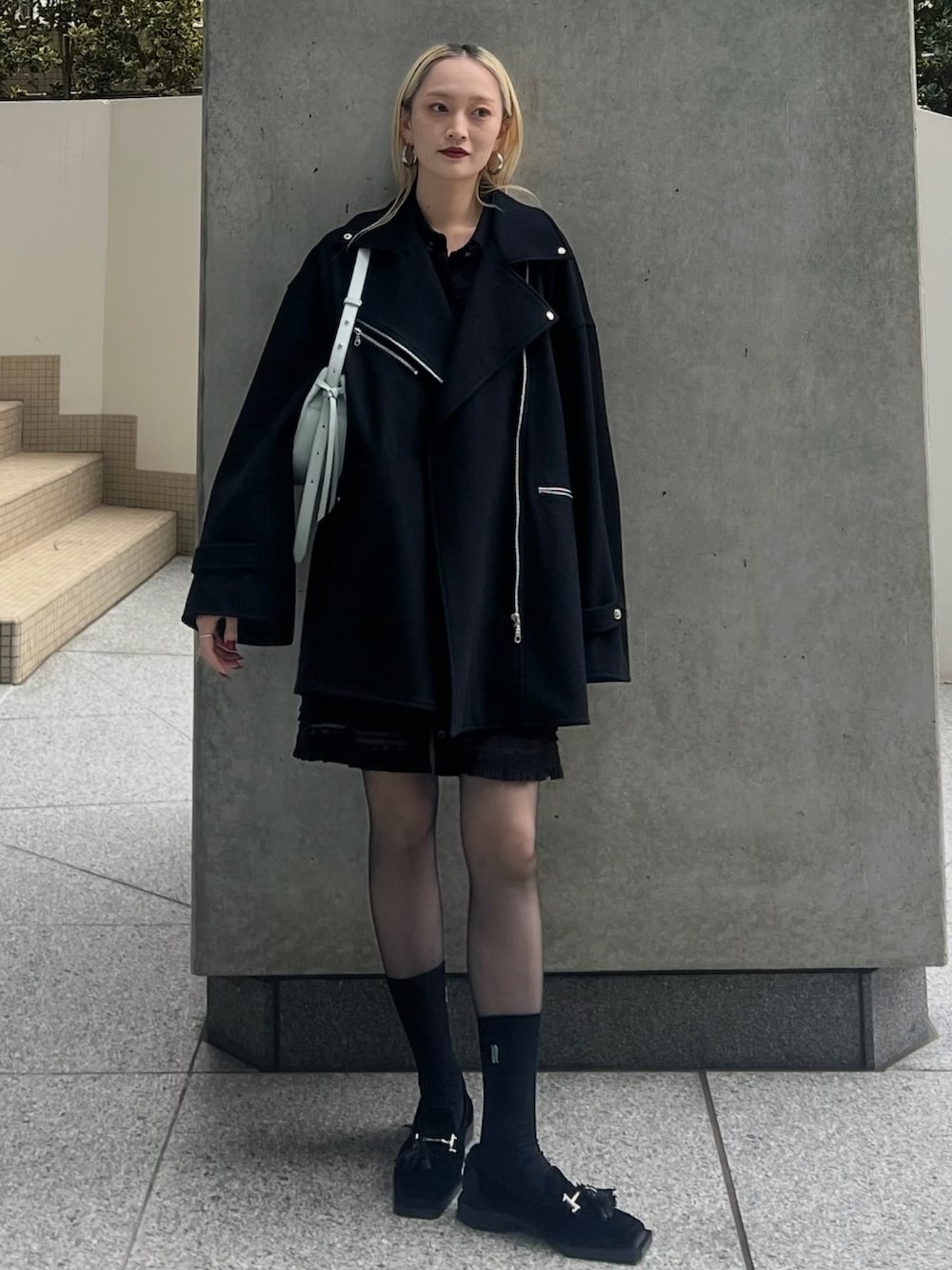 アメリUND ANGULAR SOLE TASSEL LOAFERブラックL UND ANGULAR SOLE TASSEL LOAFER