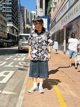 「アイテム（スニーカー、グレー系）」を使った、WOOD. ASTROさん（メンズ・169cm）の夏コーディネート