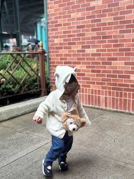 「アイテム（トップス）」を使った、KUさん（レディース・80cm）の秋コーディネート