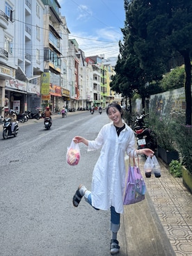 「アイテム（ビーチサンダル）」を使った、Joさん（レディース・159cm）の秋コーディネート