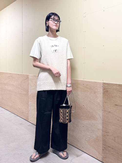 新品タグ付き　インドビーズ巾着バッグ　かぐれ　アーバンリサーチドアーズ 新品タグ付き インドビーズ巾着バッグ かぐれ アーバンリサーチ