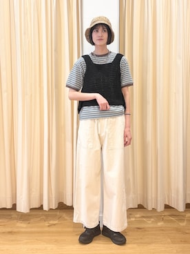 「URBAN RESEARCH DOORS（アーバンリサーチドアーズ）のコットンベーカーパンツ（その他パンツ、ホワイト系）」を使った、murayamaさん（レディース・170cm）の春コーディネート