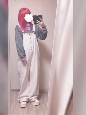 「rps（アールピーエス）のアイテム（オールインワン・サロペット）」を使った、「 ねむる 」さん（レディース・156cm）の秋コーディネート