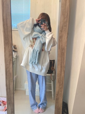 「Candy Stripper」｜「アイテム（スウェット）」を使った、Hidemi さん（レディース・153cm）の冬コーディネート