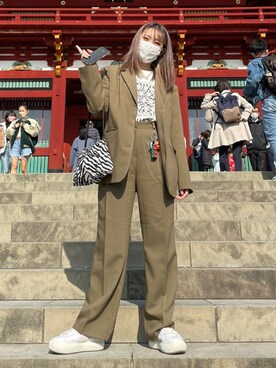 「STYLENANDA（スタイルナンダ）のアイテム（Tシャツ/カットソー）」を使った、rさん（レディース・164cm）の秋コーディネート