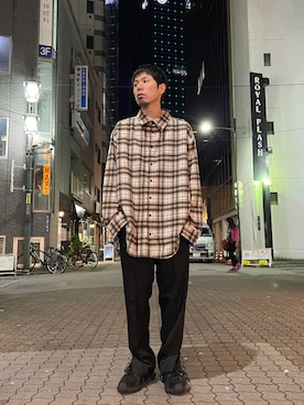 「WHITELAND（ホワイトランド）のアイテム（スラックス）」を使った、KAWAKITA SHOICHIさん（メンズ・175cm）の秋コーディネート