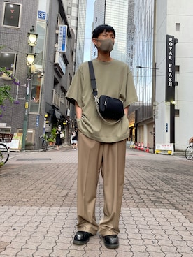 「DANKE SCHON（ダンケシェーン）のアイテム（スラックス）」を使った、KAWAKITA SHOICHIさん（メンズ・175cm）の夏コーディネート