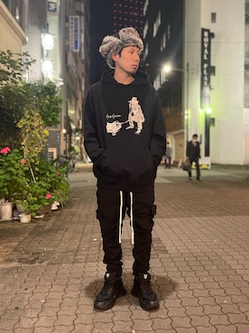 「DANKE SCHON（ダンケシェーン）のアイテム（スウェットパンツ）」を使った、KAWAKITA SHOICHIさん（メンズ・175cm）の秋コーディネート