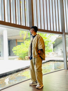 「plain-me（プレインミー）のアイテム（トップス）」を使った、33さん（メンズ・155cm）の秋コーディネート