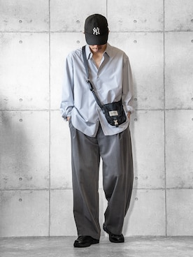 「WYM LIDNM（ウィム バイ リドム）のMICRO SPAN BASIC SHIRT（シャツ/ブラウス、ブルー系）」を使った、しゅんたろーさん（メンズ・177cm）の春コーディネート