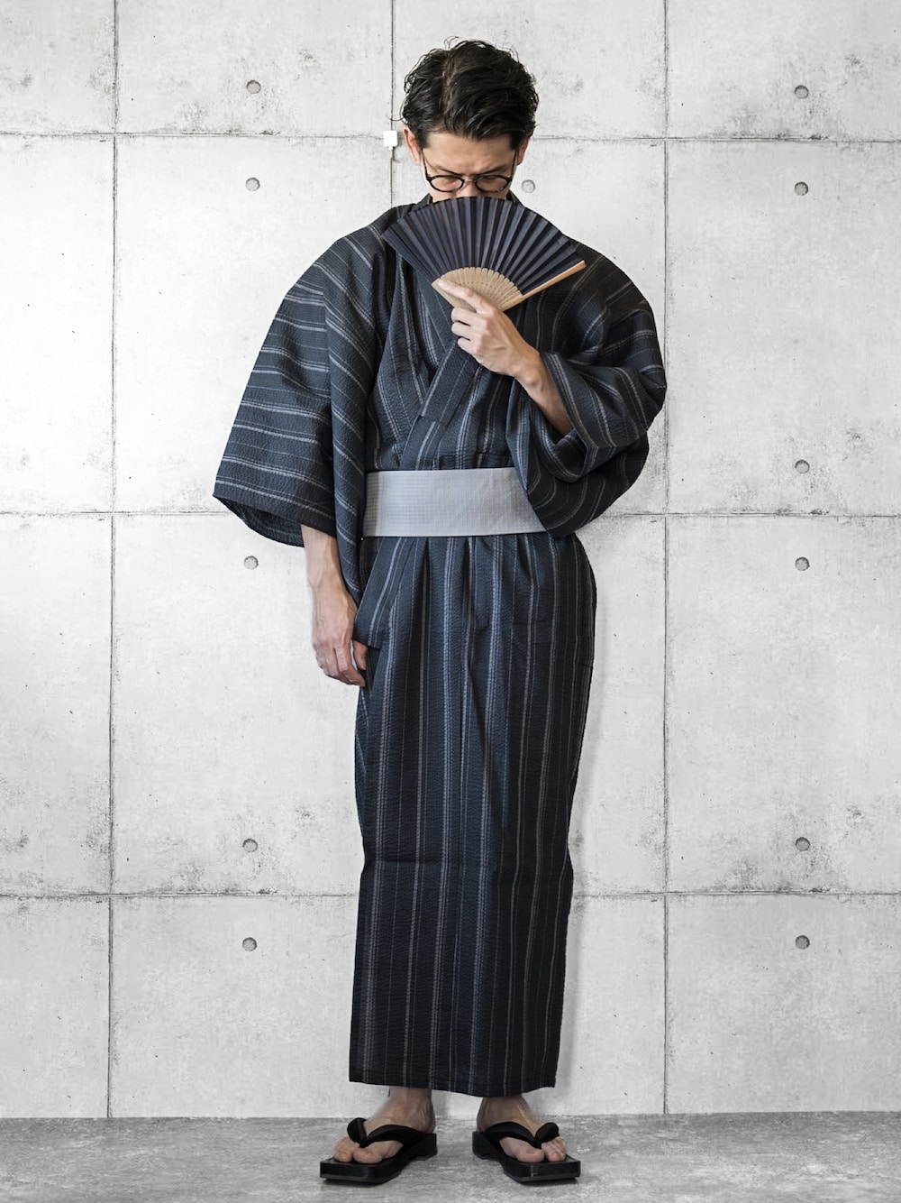 「ゆかた、浴衣、浴衣男子、祭り、祭りコーデ、なつまつり、夏まつり、浴衣コーデ」｜「WYM LIDNMの"DAIMYO-JIMA" / "YATARA-JIMA" / "TAKI-JIMA" YUKATA SET（浴衣、グレー系）」を使った、しゅんたろーさん（メンズ・177cm）の夏コーディネートの1枚目の写真