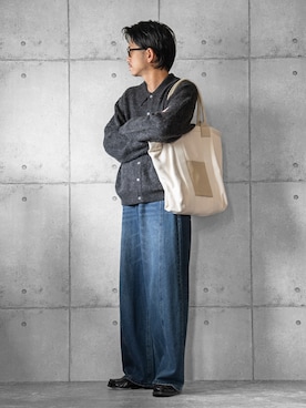 「アイテム（ニット/セーター）」を使った、しゅんたろーさん（メンズ・177cm）の秋コーディネート