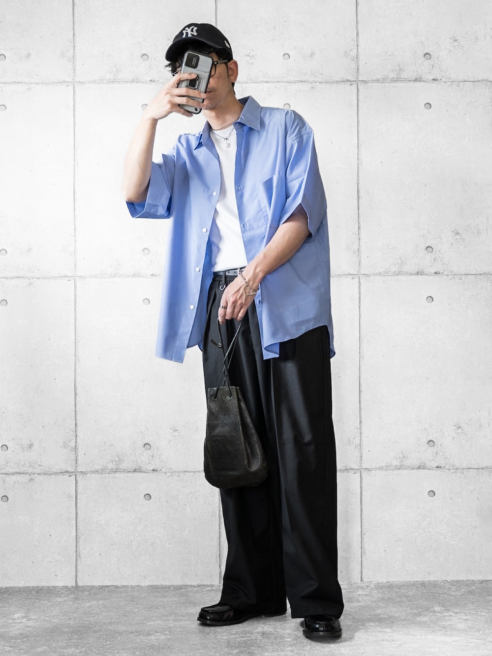 しゅんたろーさんの「MICRO SPAN BASIC WIDE H/S SHIRT（WYM LIDNM）」を使ったコーディネートの1枚目の写真