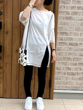 「petitcro（プティクロ）のpetitcro  ワイドバングル PCKB1901001（バングル/リストバンド）」を使った、Riiisaさん（レディース・158cm）の春コーディネート