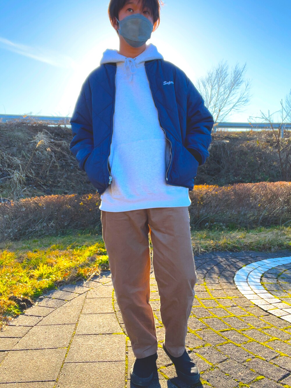 「supreme、pouvoir individuel、GU、私の推しブランド、パーカーコーデ」｜「Supreme のアイテム（MA-1、ブルー系）」を使った、Captain  Donさん（メンズ・174cm）の冬コーディネートの1枚目の写真