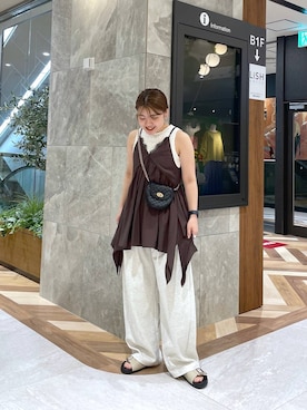 「eL（エル）の【eL】3G Compact Vest/660743（ベスト、ホワイト系）」を使った、yukiさん（レディース・155cm）の春コーディネート